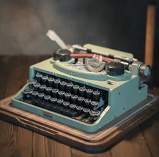 Macchina da scrivere | MOC |